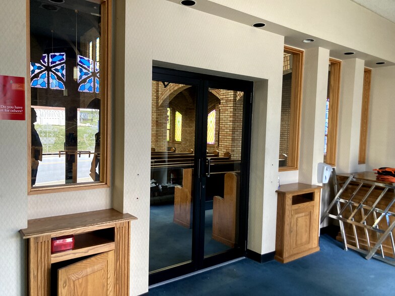 More Photos Of 750 Pittsburgh St, Springdale Specialty For Sale