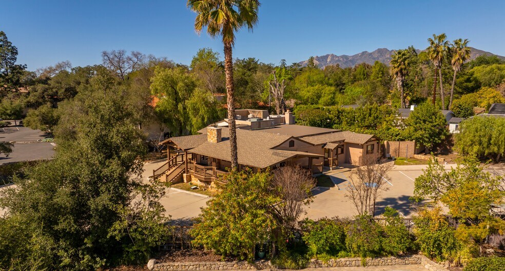 More Photos Of 502 W Ojai Ave, Ojai General Retail For Sale