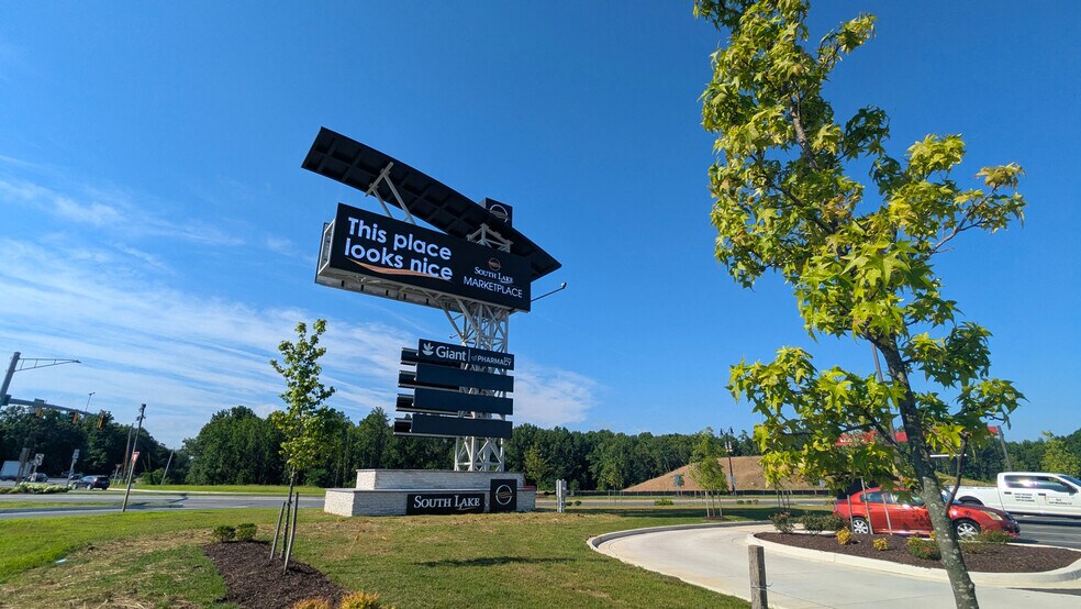 More Photos Of 100 Fairmount Ave, Bowie Freestanding For Lease