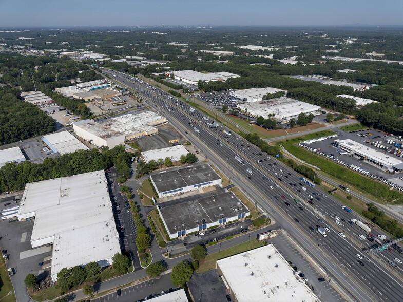 More Photos Of 6586 Dawson Blvd, Norcross Distribution For Lease