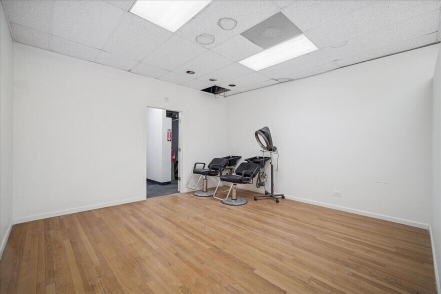 More Photos Of 1226-1238 N River Rd, Mount Prospect Freestanding For Lease