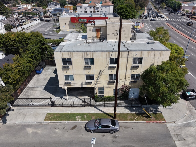 More Photos Of 5073 Huntington Dr N, Los Angeles Apartments For Sale