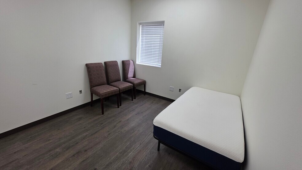 More Photos Of 8211 E County Road 62, Midland Warehouse For Sale