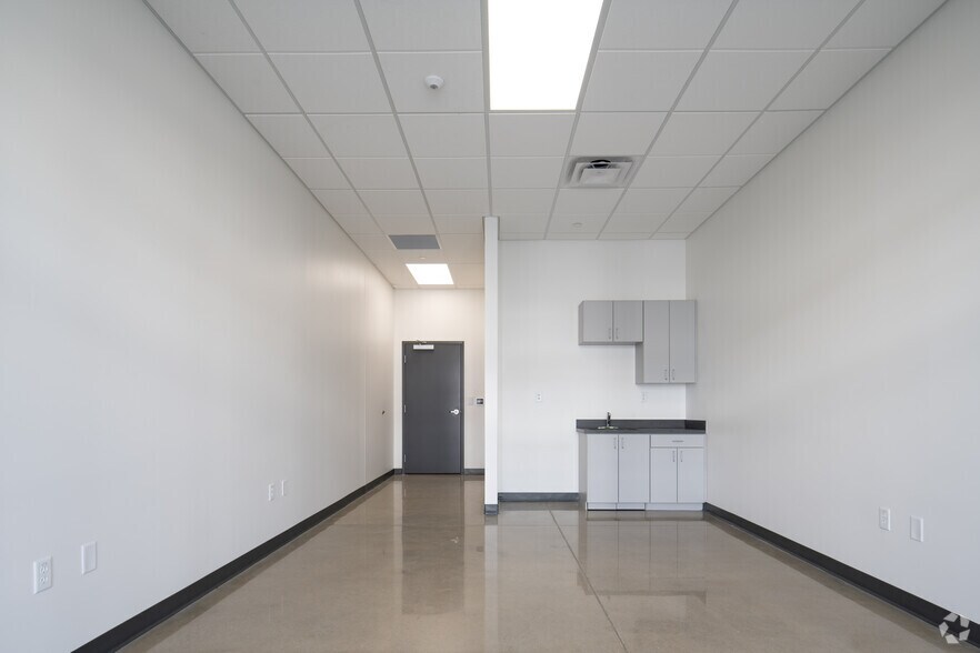 More Photos Of 1301 Blue Ridge Dr, Georgetown Light Distribution For Lease