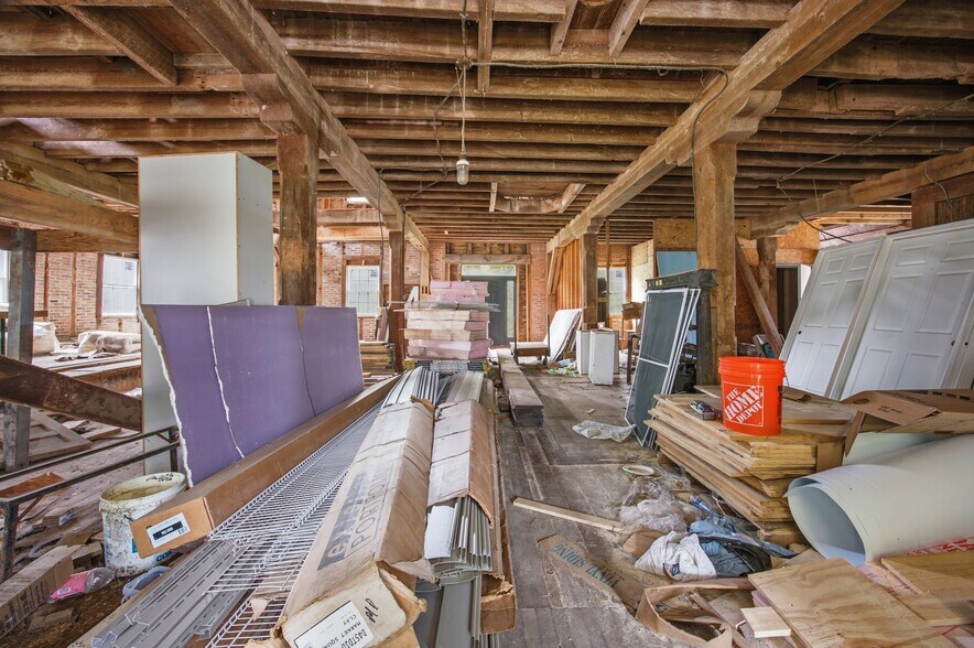 More Photos Of 32 Mill St, Port Byron Industrial For Sale
