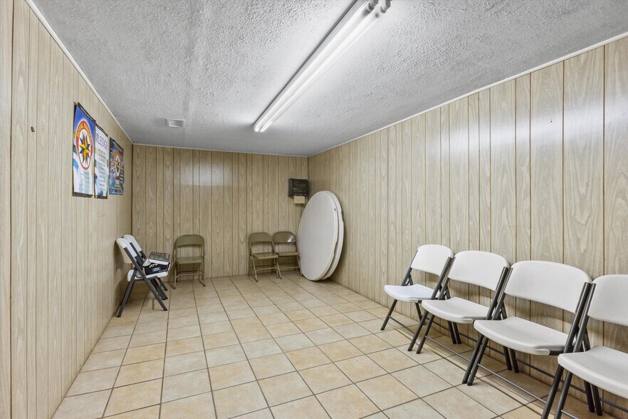 More Photos Of 201 Ragland St, Palestine Religious Facility For Sale