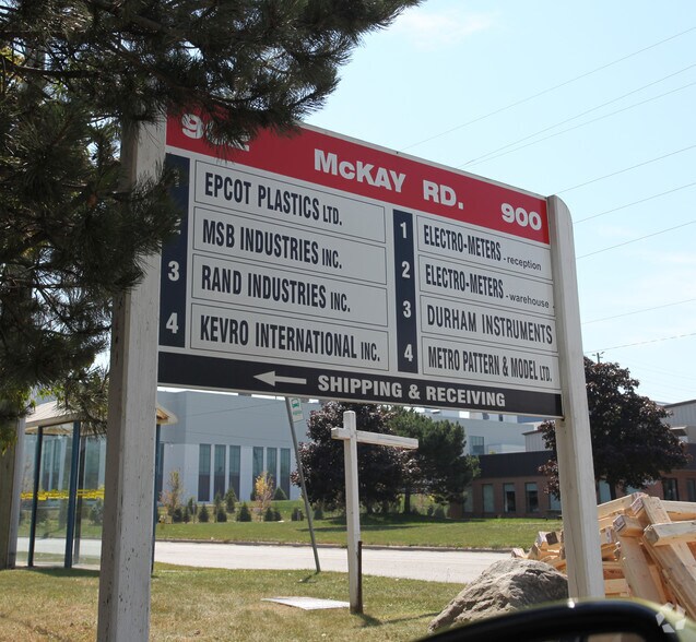 More Photos Of 900 Mckay Rd, Pickering Showroom For Lease