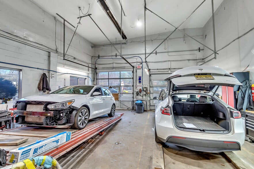 More Photos Of 660 Highway 35, Middletown General Retail For Sale