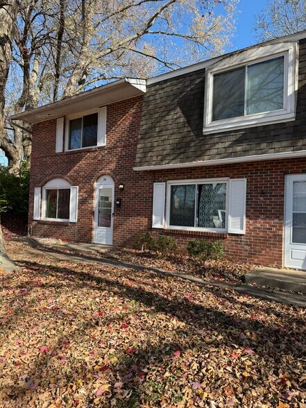 More Photos Of 6 Farview Ave, Lebanon Multifamily For Sale