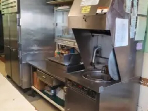 More Photos Of 1861 Youngstown Rd SE, Warren Restaurant For Sale