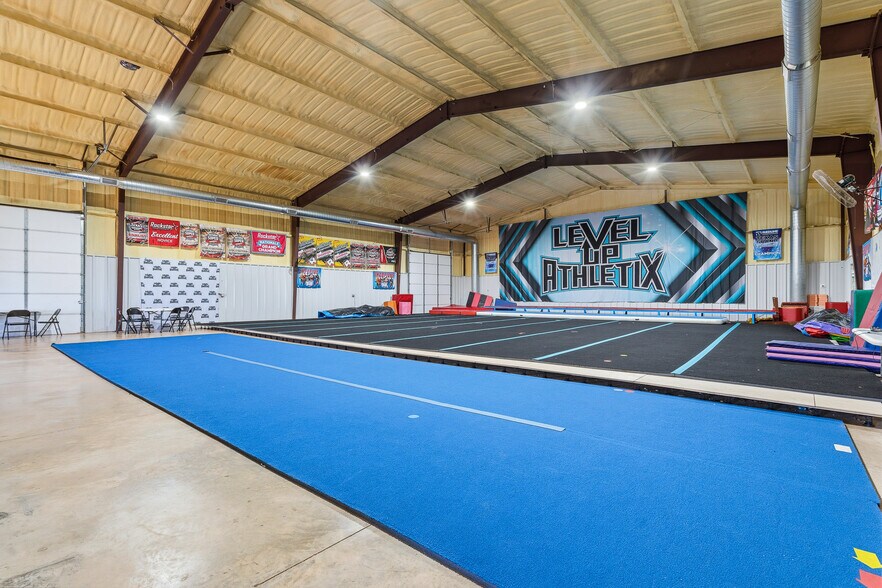 More Photos Of 22339 Rockwell Ave, Blanchard Warehouse For Sale