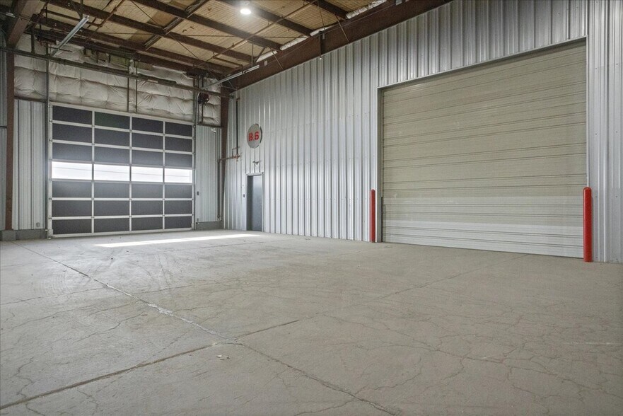 More Photos Of 1938 Wyott Dr, Cheyenne Warehouse For Lease