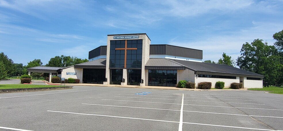 Primary Photo Of 8000 E Port Dr, Little Rock Self Storage For Sale