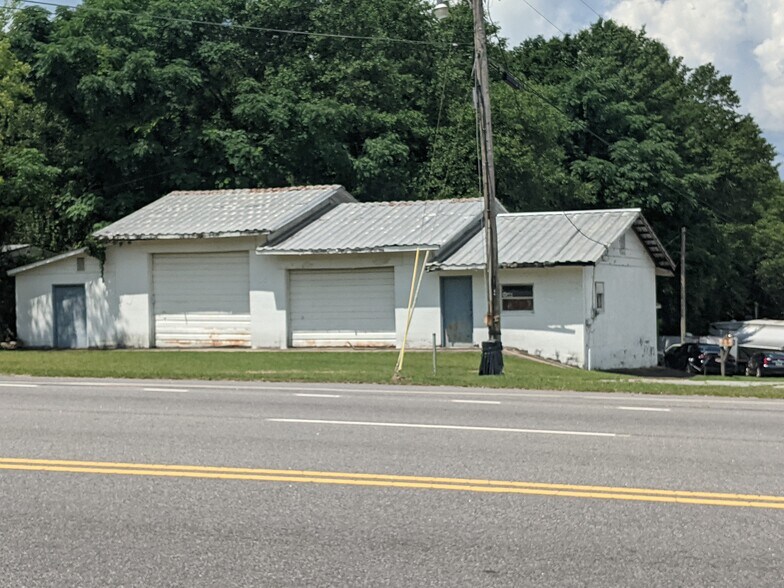 133 Alabama Highway 165, Phenix City, AL 36869 Manufactured Housing