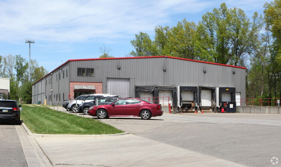 More Photos Of 3882 Agler Rd, Columbus Warehouse For Lease