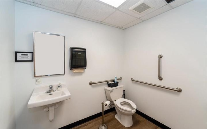 More Photos Of 1170 Karin St, Vineland Medical For Sale