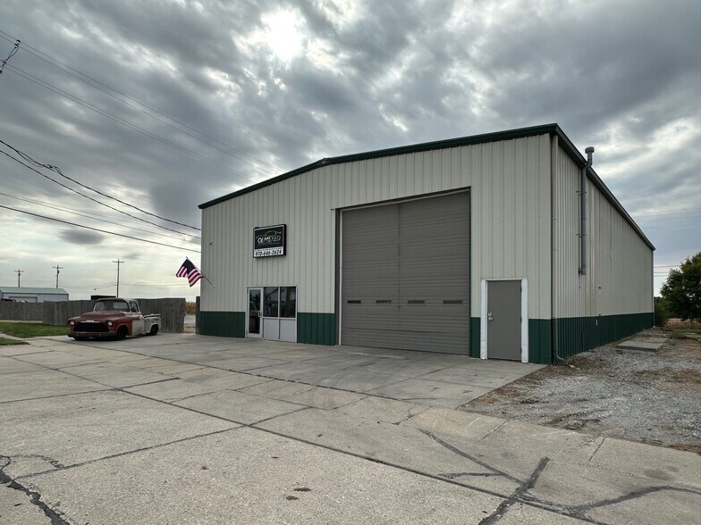 Primary Photo Of 135 S Harrison St, Hallam Industrial For Sale
