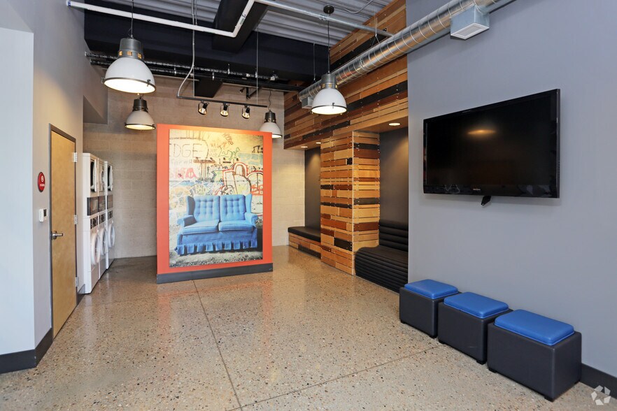 More Photos Of 1313 Cuming St, Omaha Apartments For Lease