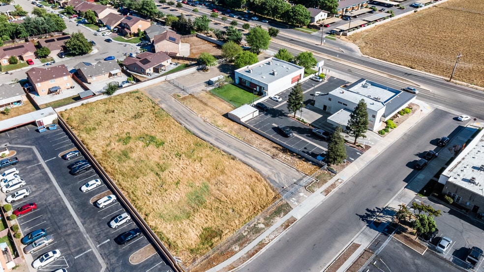 More Photos Of 5781 E Kings Canyon Rd, Fresno Medical For Sale