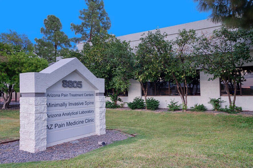 Primary Photo Of 8805 N 23rd Ave, Phoenix Medical For Lease