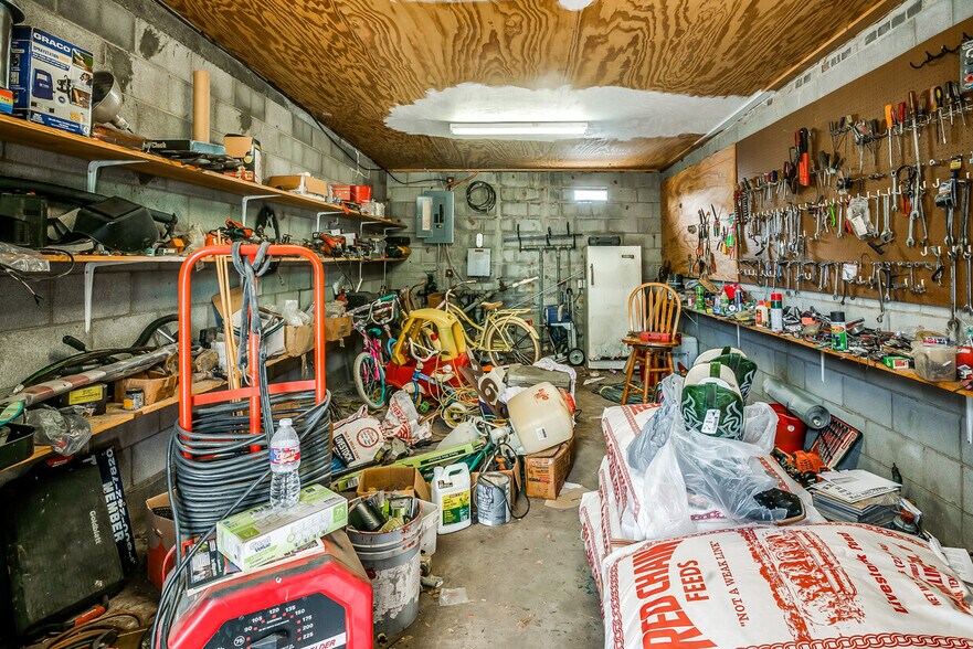 More Photos Of 14330 S Highway 281, Santo Trailer Camper Park For Sale