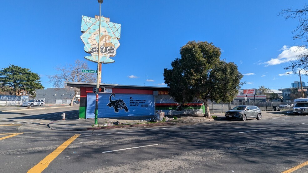 More Photos Of 2628 San Pablo Ave, Oakland Freestanding For Lease