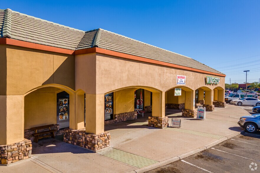 More Photos Of 3202 E Greenway Rd, Phoenix General Retail For Lease