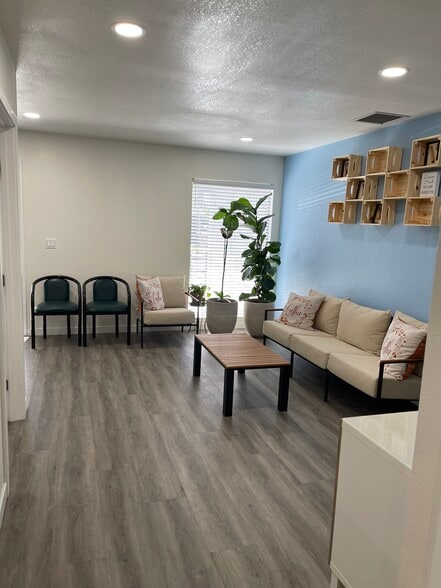 More Photos Of 280 N Jackson Ave, San Jose Medical For Lease