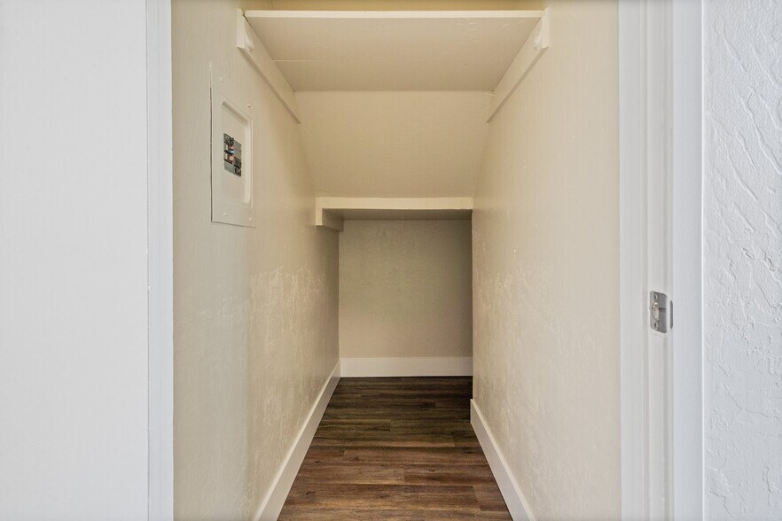 More Photos Of 4840 San Pablo Dam Rd, El Sobrante Apartments For Sale