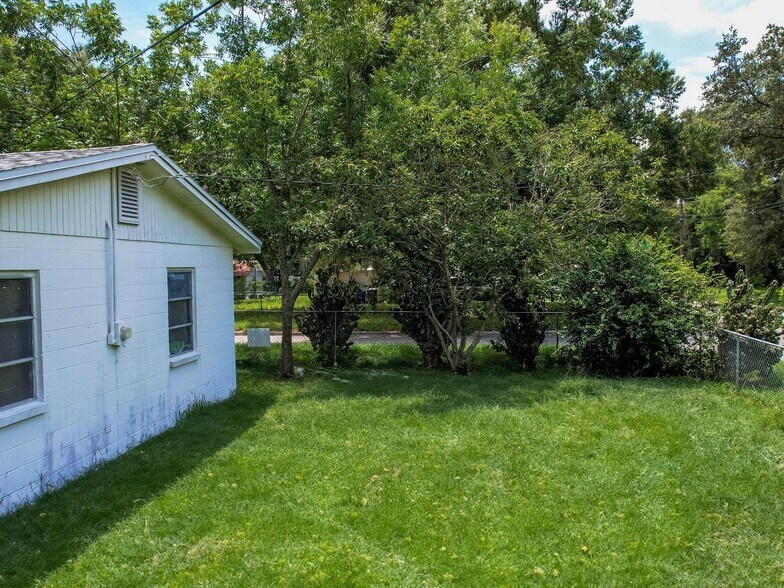 More Photos Of , Lakeland Unknown For Sale