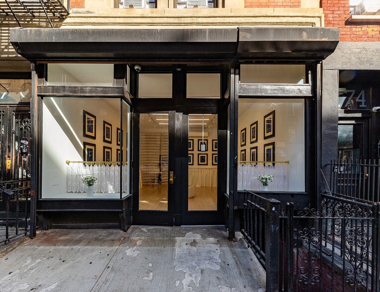 More Photos Of 170-172 E 2nd St, New York Apartments For Lease