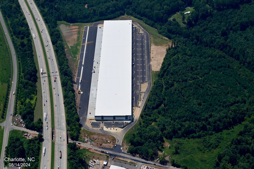 More Photos Of 8301 Old Dowd Rd, Charlotte Industrial For Lease