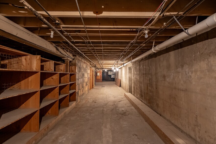 26 Washington Ave, Endicott, NY 13760 Office For Lease