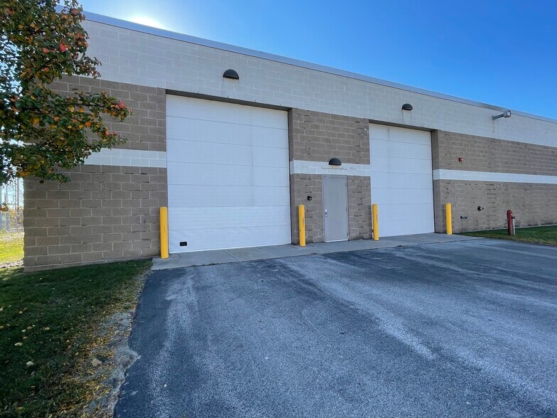 More Photos Of 2325 Sybrant Rd, Traverse City Warehouse For Lease