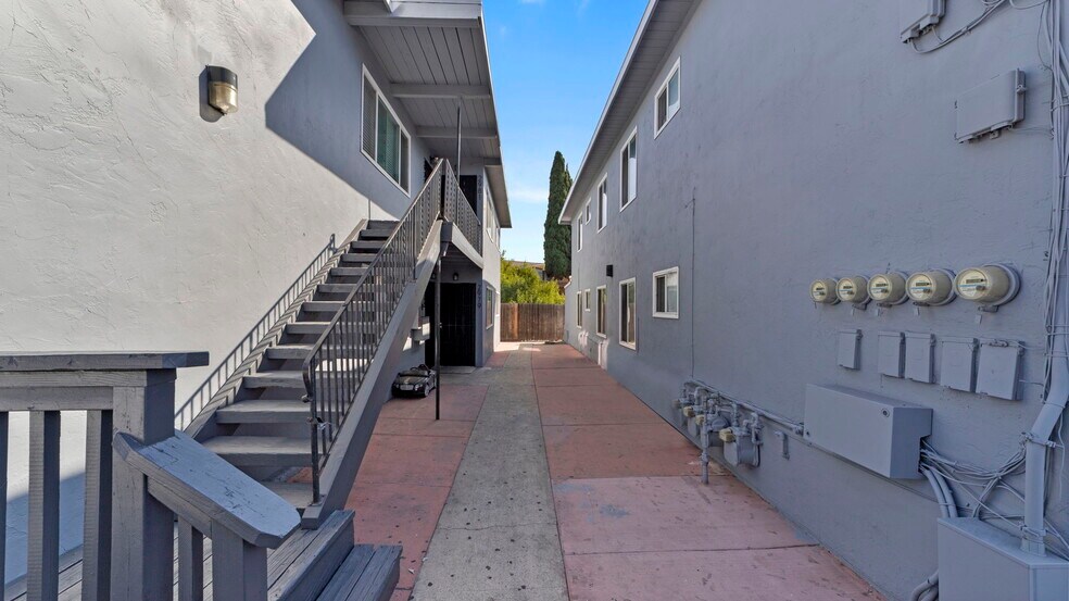 More Photos Of 2959-2981 54th St, San Diego Apartments For Sale