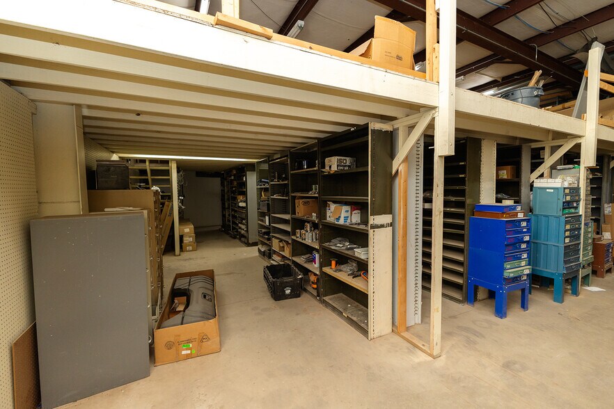 More Photos Of 890 N State Road 14, Harper Auto Dealership For Sale