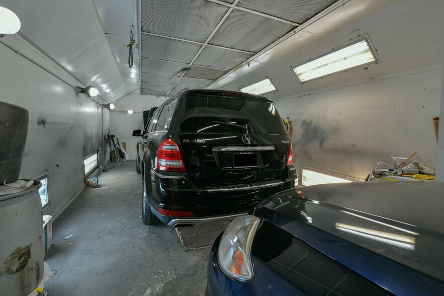 More Photos Of 438-440 Main St, East Hartford Auto Repair For Sale