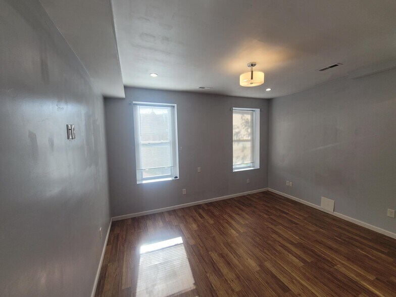 More Photos Of 2635 N Calvert St, Baltimore Apartments For Sale