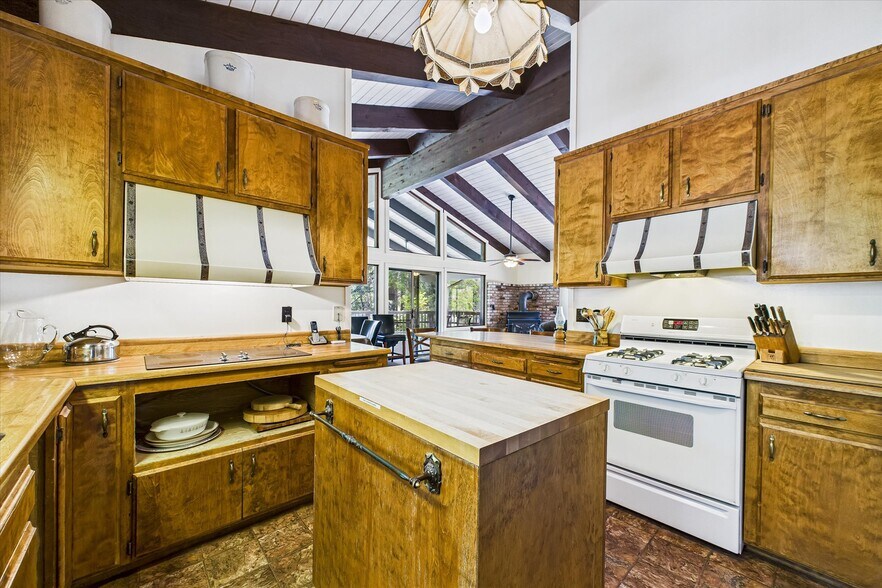 More Photos Of 2103 Coffee Creek Rd, Trinity Center Land For Sale