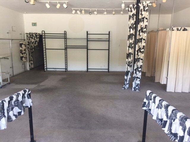 More Photos Of 1690 Tiburon Blvd, Belvedere Tiburon Storefront Retail Office For Lease