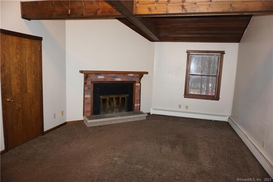 More Photos Of 284 Merrow Rd, Tolland Office For Sale