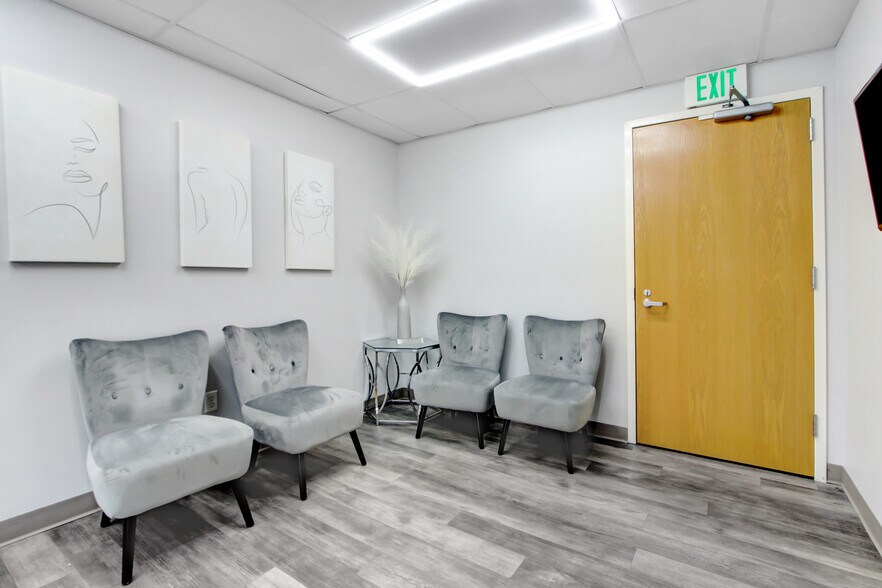 More Photos Of 9041 Magnolia Ave, Riverside Medical For Lease