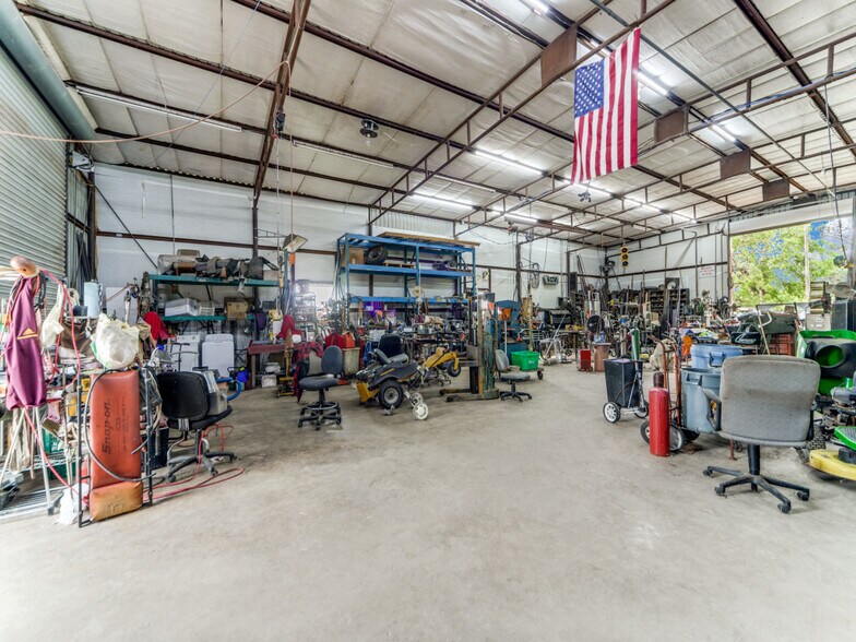 More Photos Of 40175 Interstate 10 W, Boerne Industrial For Sale