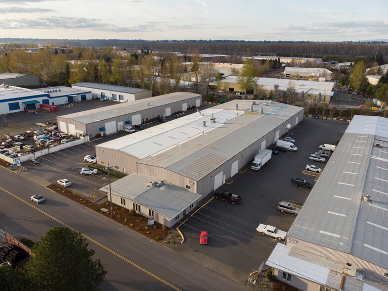 More Photos Of 12683-12689 NE Whitaker Way, Portland Unknown For Lease