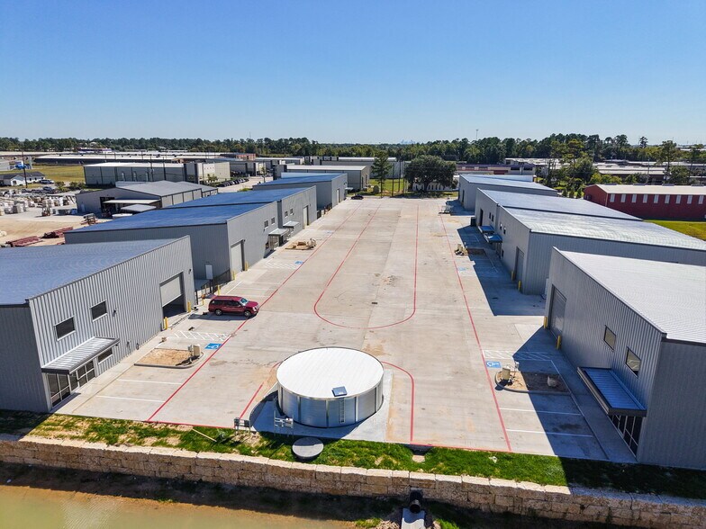 More Photos Of 6702 Theall Rd, Houston Warehouse For Sale