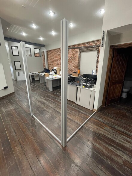 More Photos Of 322 Southwest Blvd, Kansas City Loft Creative Space For Lease