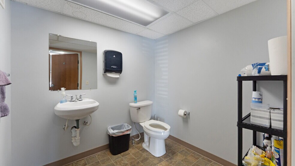 More Photos Of 400 Broadway Ave N, Foley Office For Sale