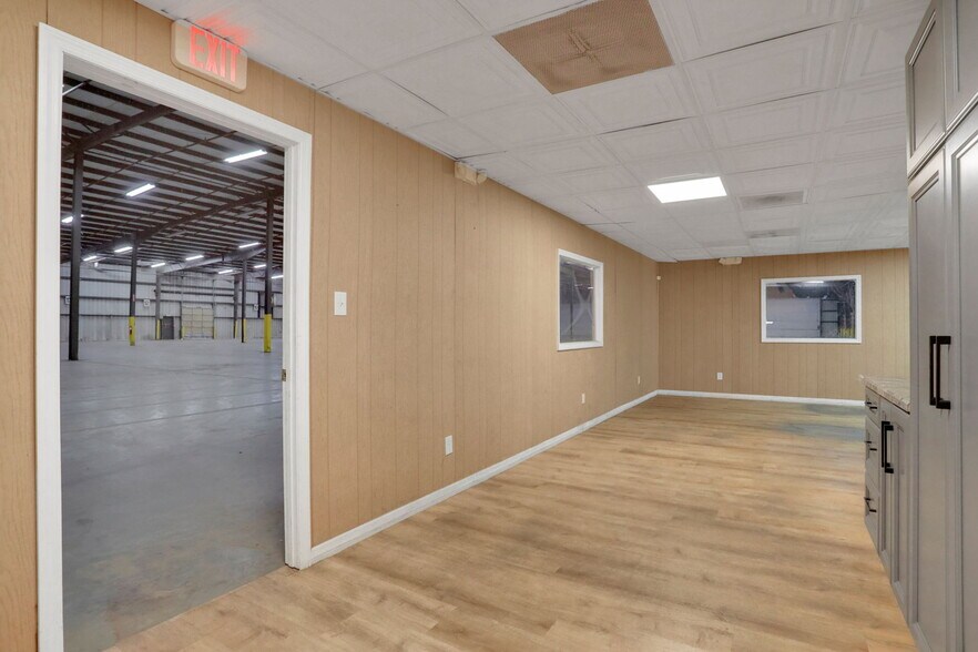 More Photos Of 1507-1775 Industrial Blvd, Jacksonville Unknown For Lease