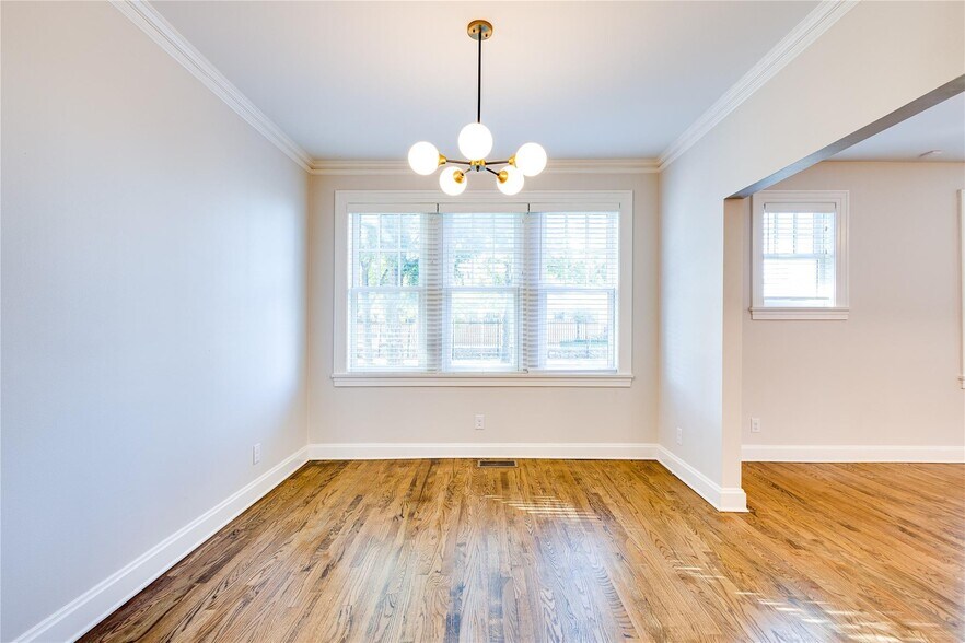 More Photos Of 2837 Hemphill St, Fort Worth Apartments For Sale