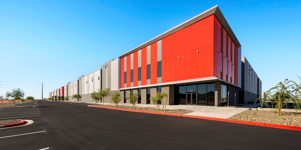 More Photos Of 6935 S Crismon Rd, Mesa Warehouse For Lease